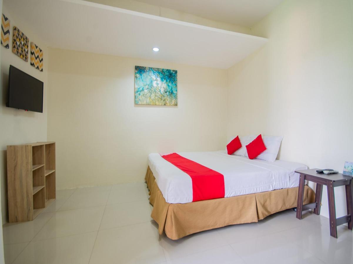 Oyo 707-908 Salinas Suites Cebú Exterior foto