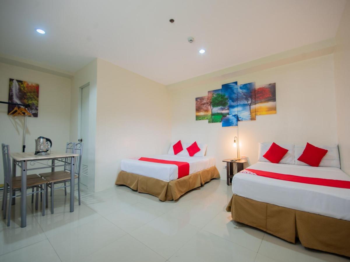 Oyo 707-908 Salinas Suites Cebú Exterior foto