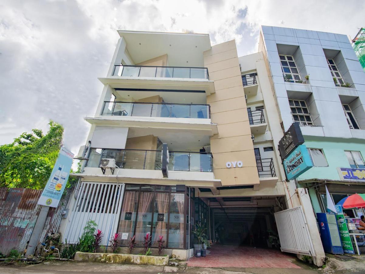 Oyo 707-908 Salinas Suites Cebú Exterior foto